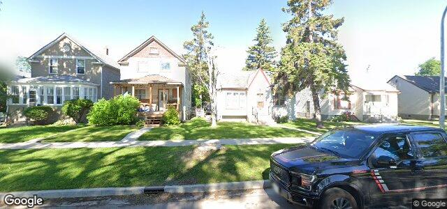 Larawan ng 1090 Ashburn Street sa Winnipeg, Manitoba