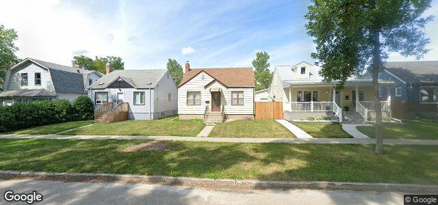 Larawan ng 1100 Strathcona Street sa Winnipeg, Manitoba