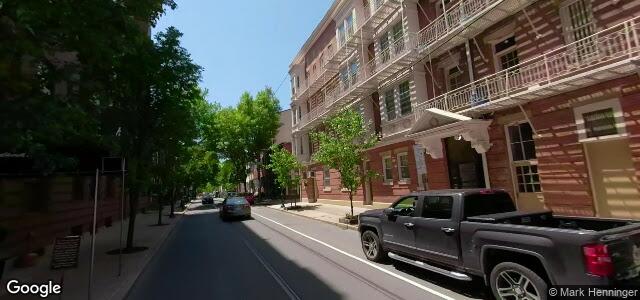 Larawan ng 1200 Spruce Street sa Winnipeg, Manitoba