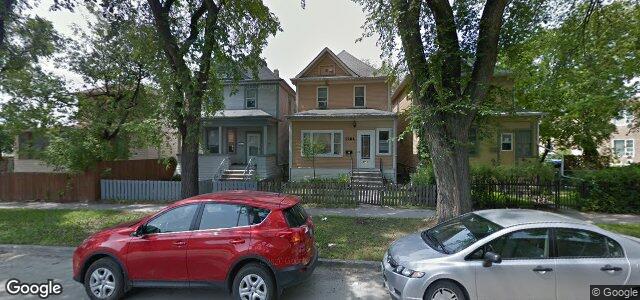 Larawan ng 1204 Sherburn Street sa Winnipeg, Manitoba