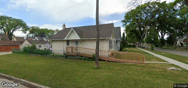 Larawan ng 1208 Dominion Street sa Winnipeg, Manitoba
