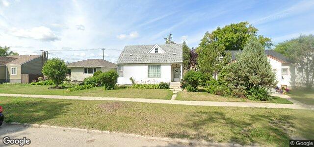 Larawan ng 1210 Strathcona Street sa Winnipeg, Manitoba