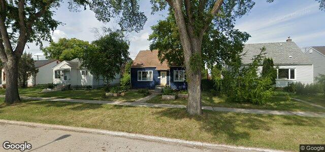 Larawan ng 1220 Strathcona Street sa Winnipeg, Manitoba