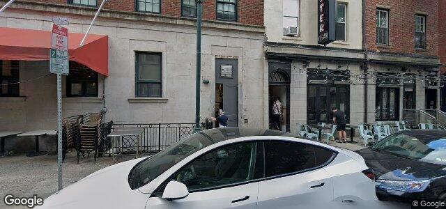 Larawan ng 1239 Spruce Street sa Winnipeg, Manitoba