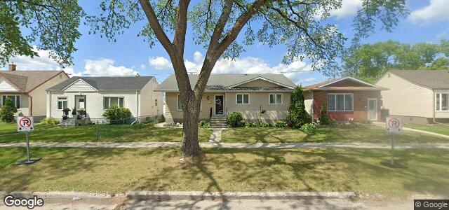 Larawan ng 1260 Strathcona Street sa Winnipeg, Manitoba