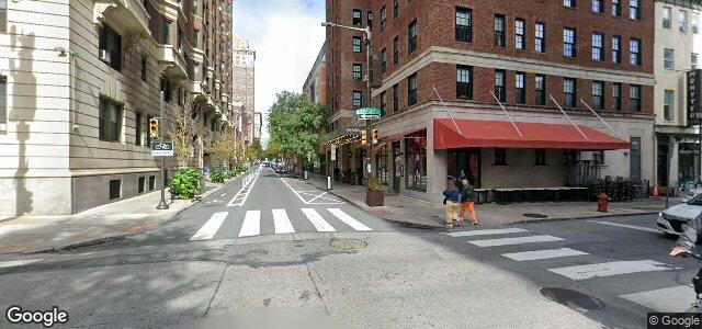 Larawan ng 1296 Spruce Street sa Winnipeg, Manitoba