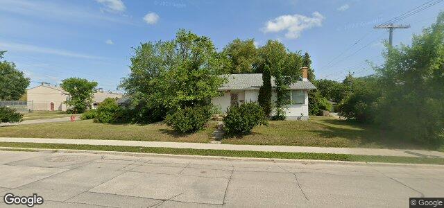 Larawan ng 1299 Strathcona Street sa Winnipeg, Manitoba