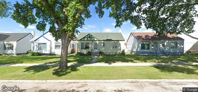 Larawan ng 892 Goulding Street sa Winnipeg, Manitoba