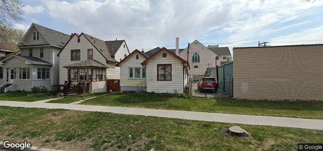 Larawan ng 919 Sherburn Street sa Winnipeg, Manitoba