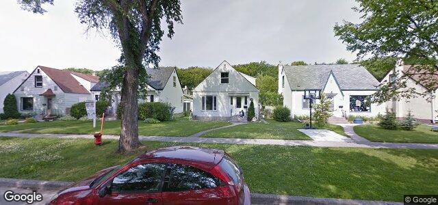 Larawan ng 976 Clifton Street sa Winnipeg, Manitoba