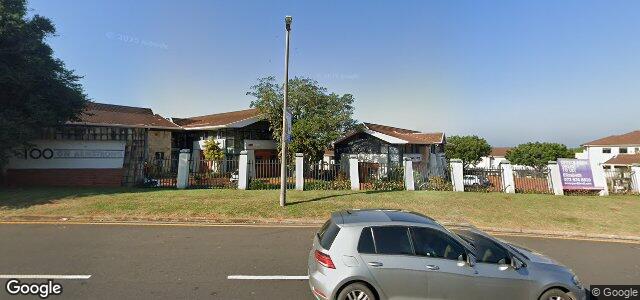 Larawan ng 100 Armstrong Avenue sa Winnipeg, Manitoba