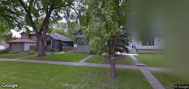Larawan ng 100 Tait Avenue sa Winnipeg, Manitoba