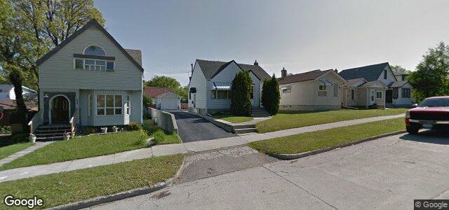 Larawan ng 107 Newton Avenue sa Winnipeg, Manitoba