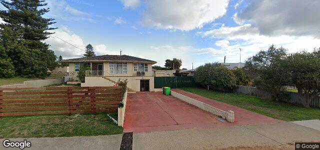 Larawan ng 122 Forrest Avenue sa Winnipeg, Manitoba