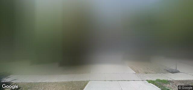 Larawan ng 124 Newton Avenue sa Winnipeg, Manitoba