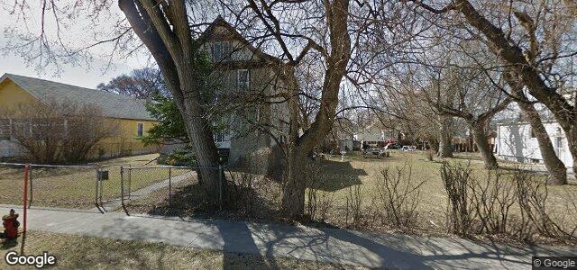Larawan ng 134 Kingsbury Avenue sa Winnipeg, Manitoba