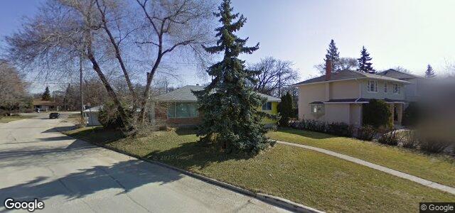 135 Smithfield Avenue（加拿大曼尼托巴省温尼伯市）房屋照片