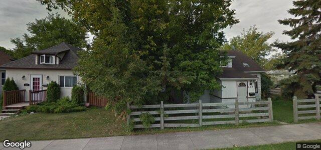 Larawan ng 136 Newton Avenue sa Winnipeg, Manitoba