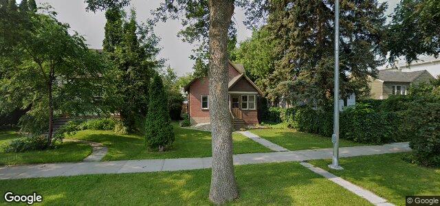 Larawan ng 136 Seven Oaks Avenue sa Winnipeg, Manitoba