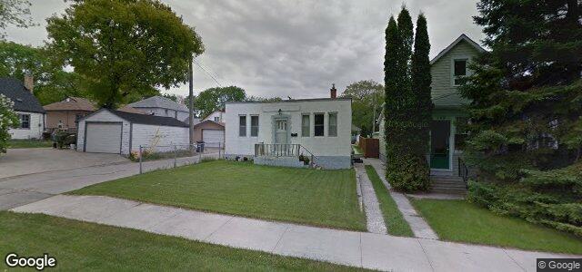 Larawan ng 140 Burrin Avenue sa Winnipeg, Manitoba