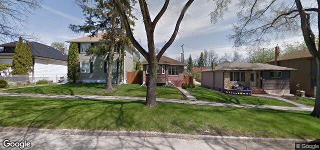 Larawan ng 143 Seven Oaks Avenue sa Winnipeg, Manitoba