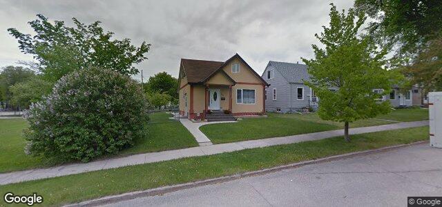 Larawan ng 145 Burrin Avenue sa Winnipeg, Manitoba