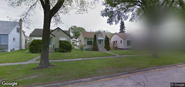 Larawan ng 145 Tait Avenue sa Winnipeg, Manitoba