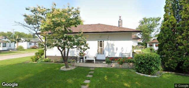 Larawan ng 147 Newton Avenue sa Winnipeg, Manitoba