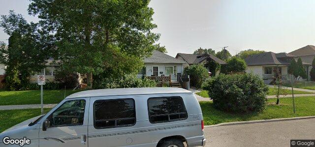 Larawan ng 151 Seven Oaks Avenue sa Winnipeg, Manitoba