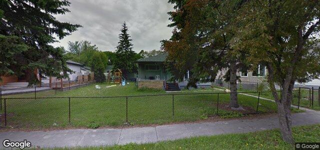 Larawan ng 158 Burrin Avenue sa Winnipeg, Manitoba