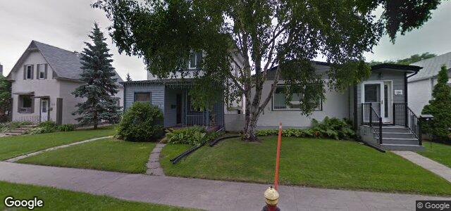 Larawan ng 162 Kilbride Avenue sa Winnipeg, Manitoba
