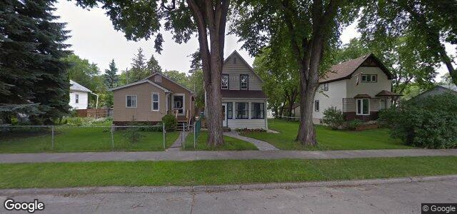Larawan ng 163 Kilbride Avenue sa Winnipeg, Manitoba