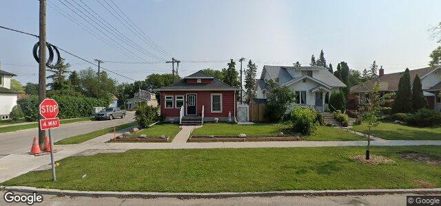 Larawan ng 163 Seven Oaks Avenue sa Winnipeg, Manitoba