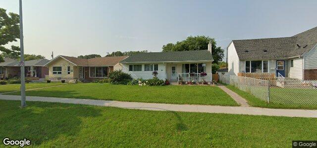 Larawan ng 180 Seven Oaks Avenue sa Winnipeg, Manitoba