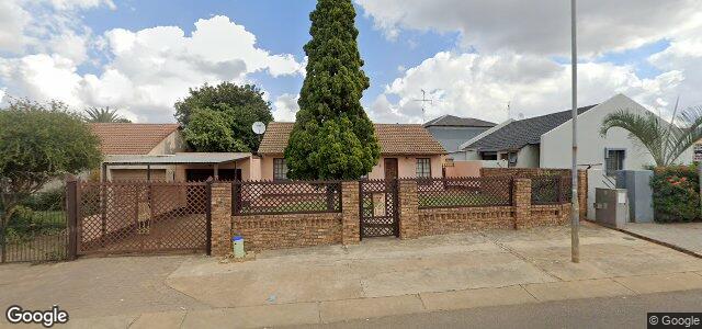 Larawan ng 182 Armstrong Avenue sa Winnipeg, Manitoba