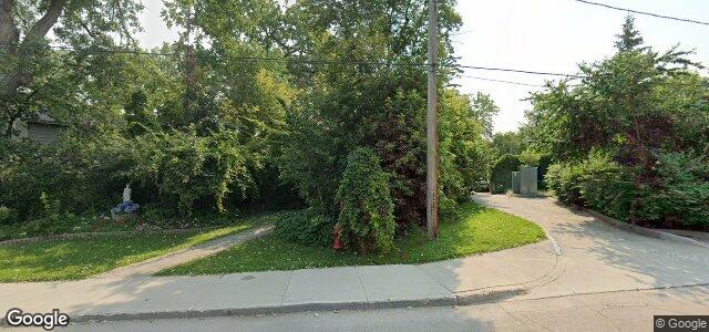 Larawan ng 301 Scotia Street sa Winnipeg, Manitoba