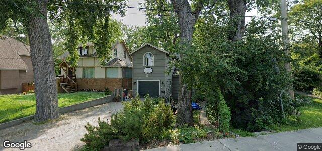 Larawan ng 303 Scotia Street sa Winnipeg, Manitoba