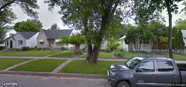 Larawan ng 33 Smithfield Avenue sa Winnipeg, Manitoba