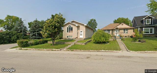 Larawan ng 352 Scotia Street sa Winnipeg, Manitoba