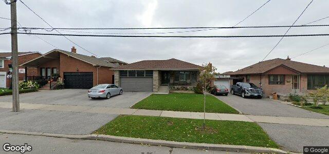 Larawan ng 39 Mcadam Avenue sa Winnipeg, Manitoba