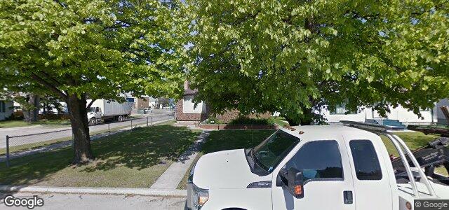 Larawan ng 4 Ballard Crescent sa Winnipeg, Manitoba