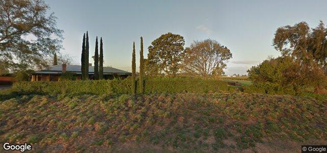 Larawan ng 59 Newton Avenue sa Winnipeg, Manitoba