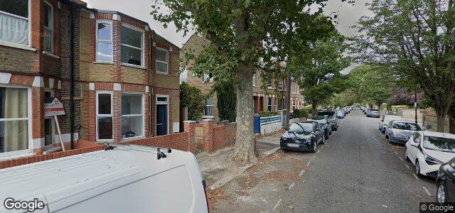 Larawan ng 60 Newton Avenue sa Winnipeg, Manitoba