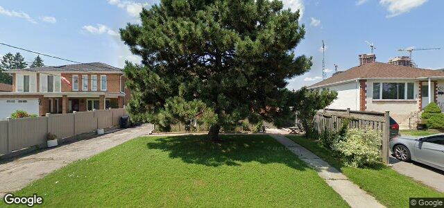 Larawan ng 64 Mcadam Avenue sa Winnipeg, Manitoba