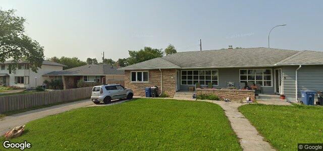 Larawan ng 7 Seven Oaks Place sa Winnipeg, Manitoba