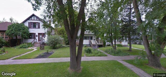 Larawan ng 70 Smithfield Avenue sa Winnipeg, Manitoba