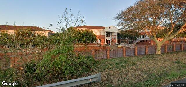 Larawan ng 74 Armstrong Avenue sa Winnipeg, Manitoba