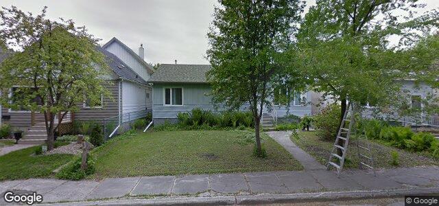 Larawan ng 82 Mcadam Avenue sa Winnipeg, Manitoba