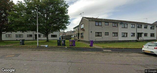 Larawan ng 82 Newton Avenue sa Winnipeg, Manitoba