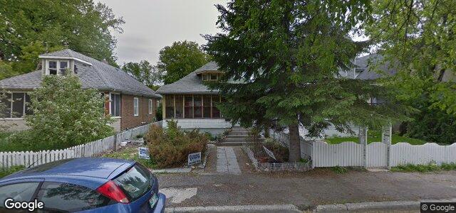 Larawan ng 93 Mcadam Avenue sa Winnipeg, Manitoba